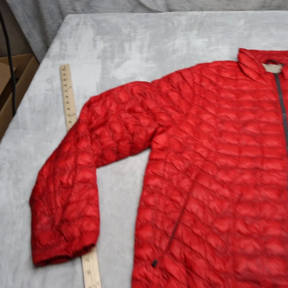 North Face Jacket Men XL Red Quilted Full Zip Thermoball Insulated Winter Puffer